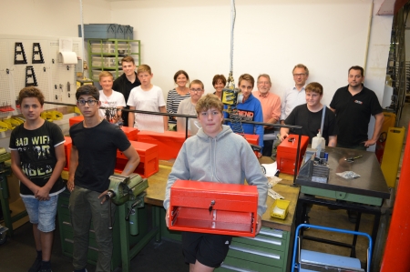 Erleben, was hinter den Türen der Unternehmen passiert – die Praktikanten der Profilschule Fürstenberg